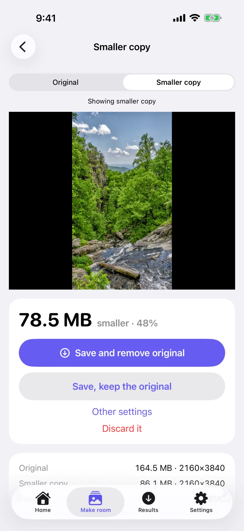 Press comparing a video with its smaller copy: 78.5 MB smaller, with options to save and keep the original or ask to remove it